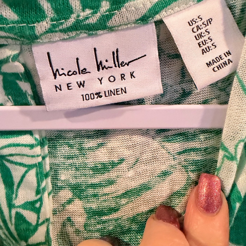 Nicole Miller Green Leaf Print Linen Top - Picture 3 of 3
